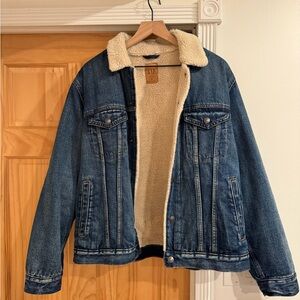 Gap Denim Sherpa lined jacket